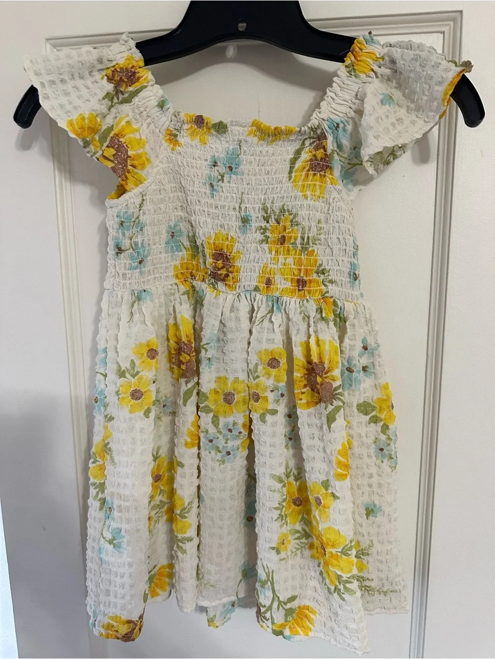Girls Old Navy White Floral Sundress